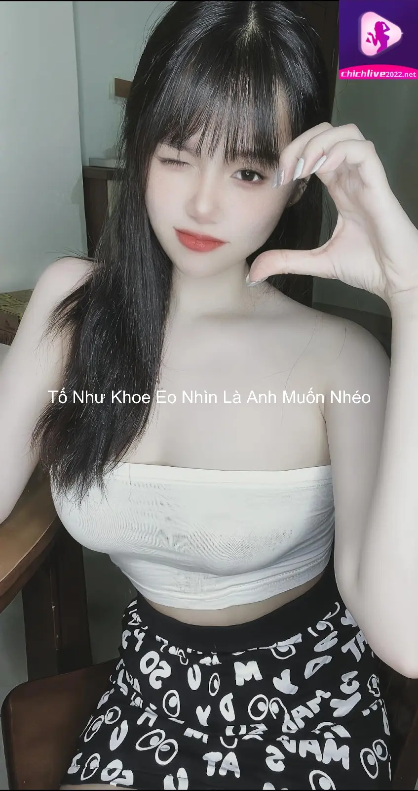 Tố Như Khoe Eo Nhìn Là Anh Muốn Nhéo 7